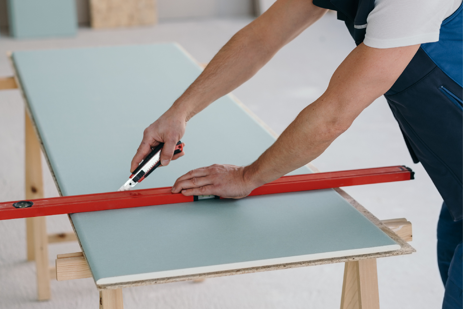 How to hang plasterboard